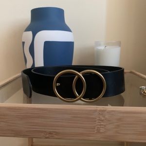 Aritzia Double Loop Belt